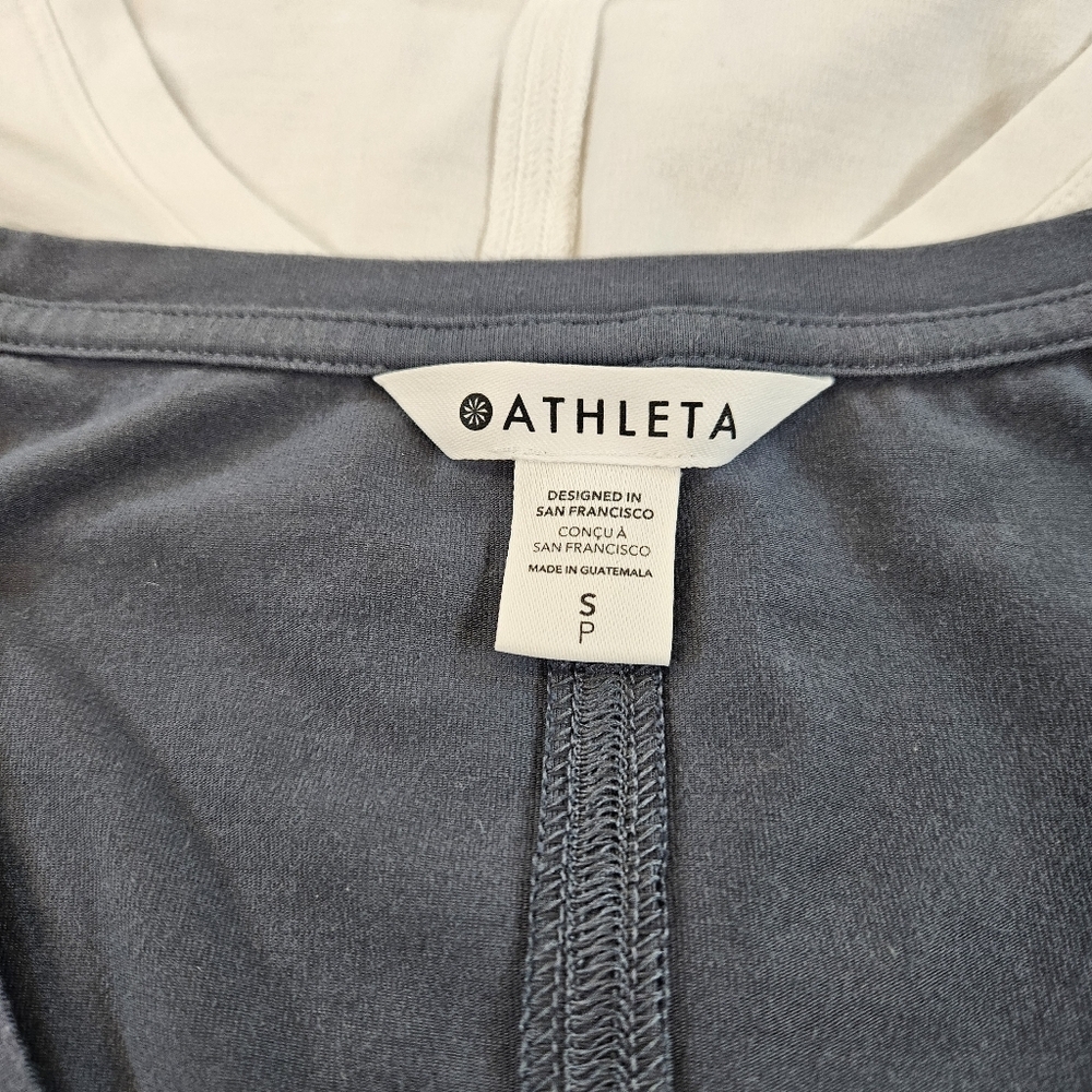 Lot Of 3 Athleta Shirts Womens Small Short Sleeve Tan Gray And White - Picture 12 of 13